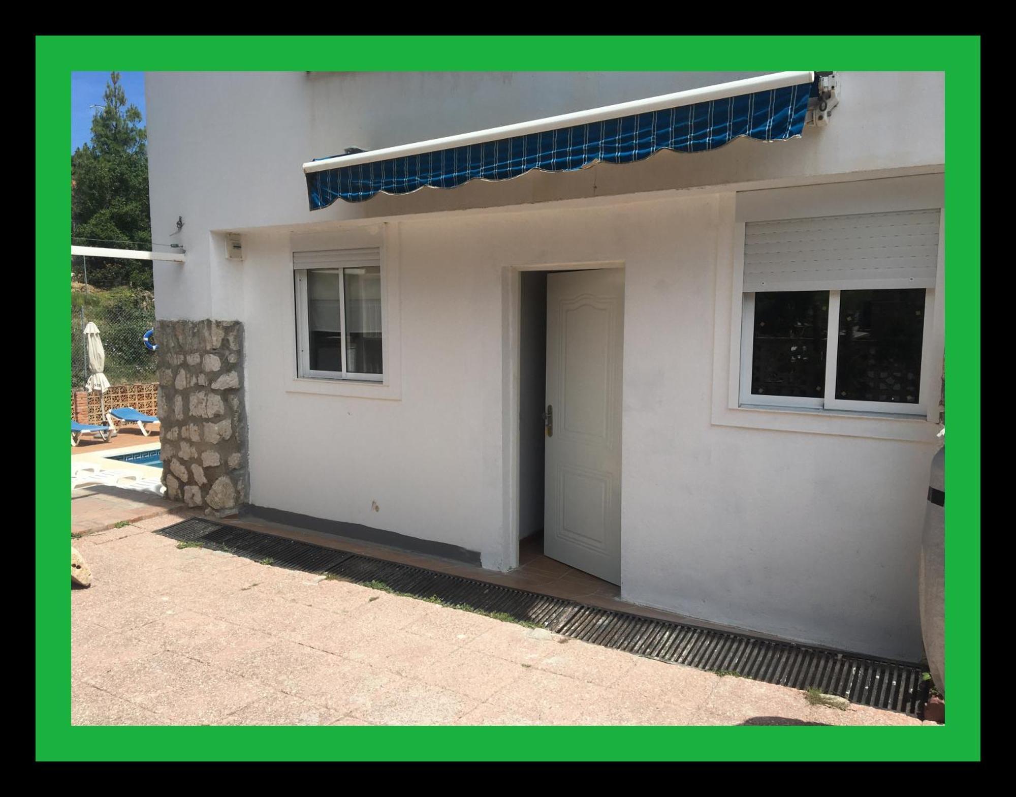 Apartamentos Playa Del Palo Malaga Exterior photo