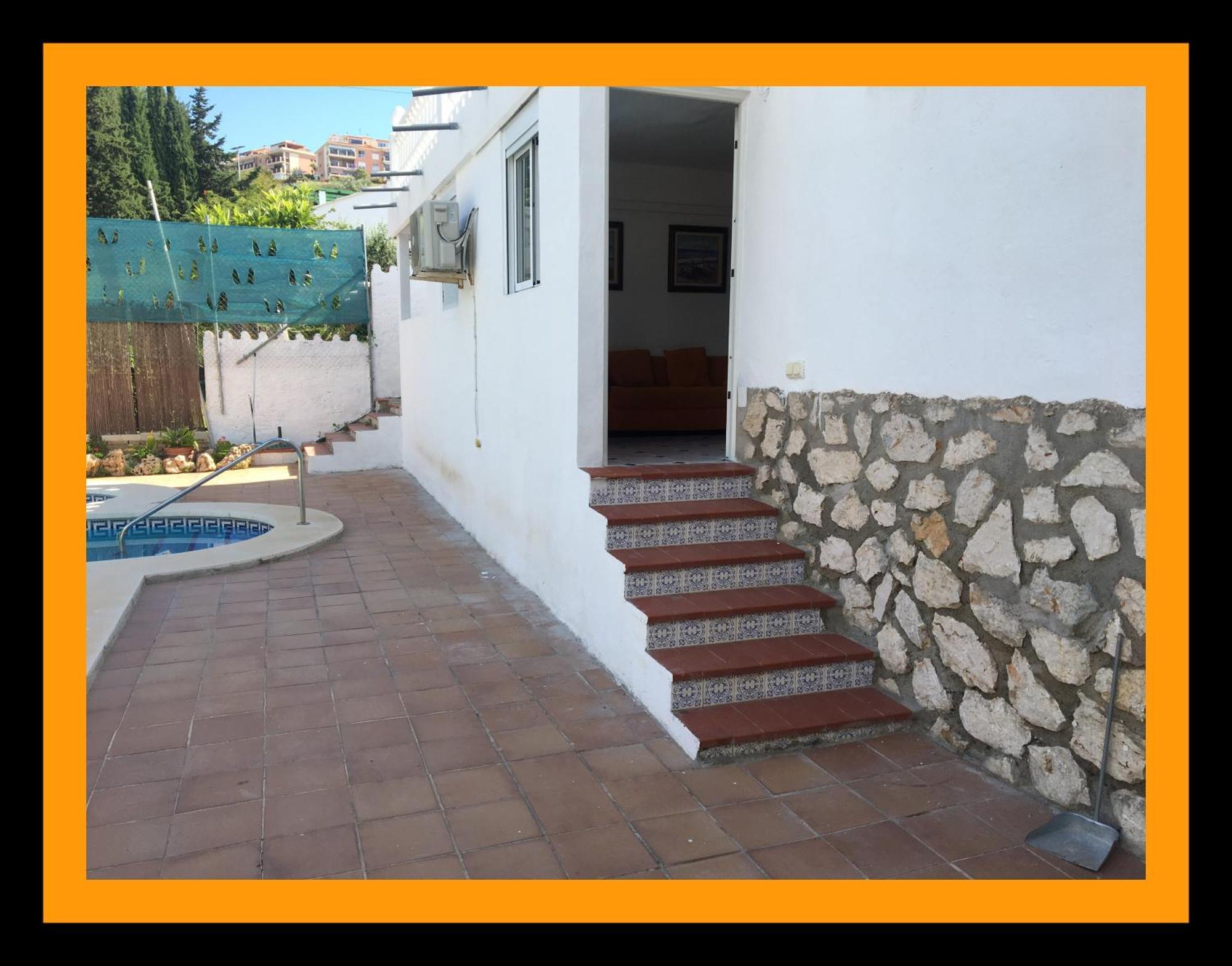 Apartamentos Playa Del Palo Malaga Exterior photo